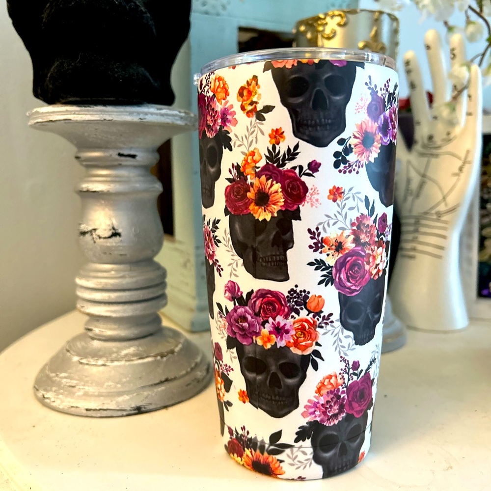Skull and Flowers Insulated Tumbler  nwt